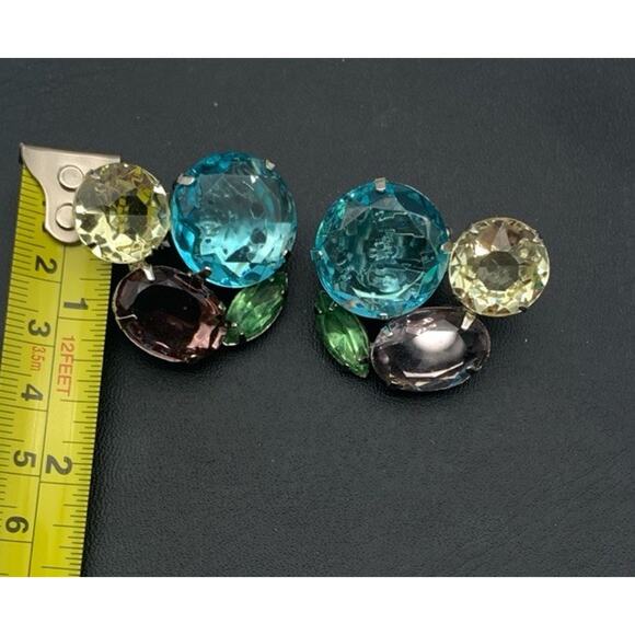 Vintage Stunning Chunky Faceted Glass Clip On Earrings Glow Under Black Light - Picture 4 of 5